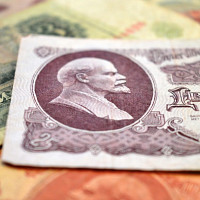 Советские подарки, которые раньше ценили, а сегодня мы их считаем ненужной ерундой