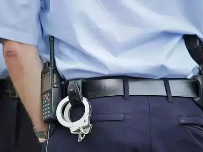 В Сингапуре задержали двух итальянских пловчих за дерзкую кражу