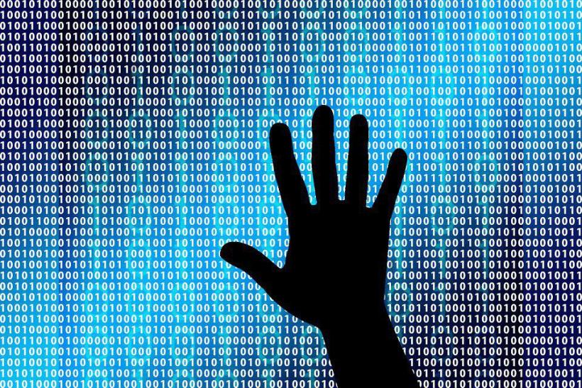 Хакеры нашли способ слежки за владельцами Apple из сторонних клавиатур Хакеры нашли способ слежки за владельцами Apple из сторонних клавиатур