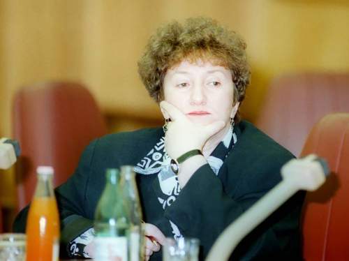 Убийца Галины Старовойтовой отозвал просьбу об УДО Убийца Галины Старовойтовой отозвал просьбу об УДО