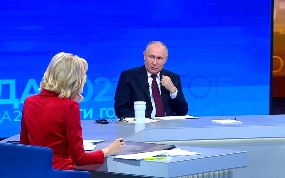 Путин считает, что цены на российские автомобили рано или поздно пойдут вниз Путин считает, что цены на российские автомобили рано или поздно пойдут вниз