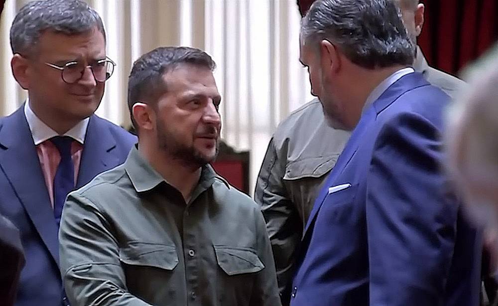 Предновогодний чёс: кто и зачем в последний раз пригласил Зеленского в США Предновогодний чёс: кто и зачем в последний раз пригласил Зеленского в США