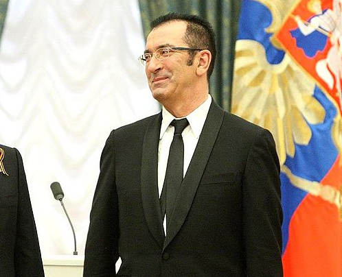 Александр Буйнов отказался комментировать слухи о проблемах со здоровьем Александр Буйнов отказался комментировать слухи о проблемах со здоровьем