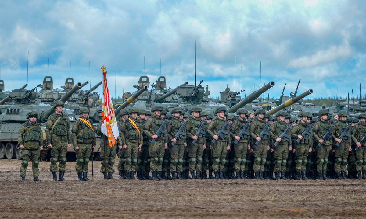 Начался второй этап наращивания численности Вооруженных сил РФ Начался второй этап наращивания численности Вооруженных сил РФ