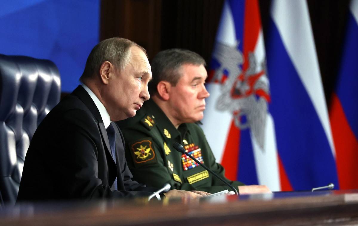 Путин заявил о безальтернативности действий России на Украине Путин заявил о безальтернативности действий России на Украине