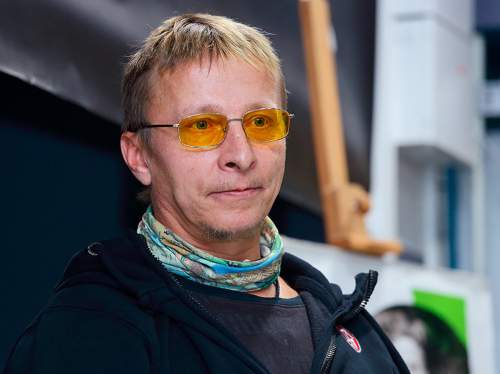 «Психи реально»: Иван Охлобыстин «поймал» пулю в Донбассе «Психи реально»: Иван Охлобыстин «поймал» пулю в Донбассе