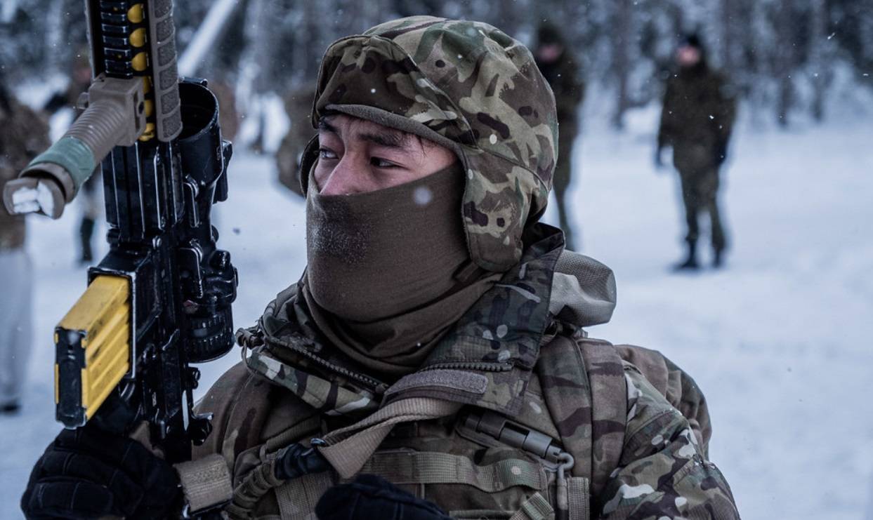 Запад отодвигает Украину от поставок оружия и готовится к новой большой войне