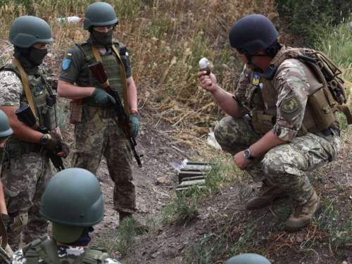 Наемник из Польши описал, как командиры ВСУ наживаются на погибших