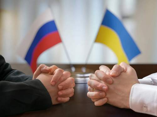 NYT: РФ через посредников сигнализирует о готовности переговоров по Украине NYT: РФ через посредников сигнализирует о готовности переговоров по Украине