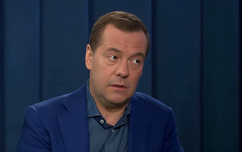 Медведев отреагировал на декларацию Евросоюза по гарантиям Украине