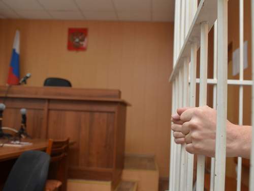Житель Сахалина получил 15 лет лишения свободы по обвинению в госизмене Житель Сахалина получил 15 лет лишения свободы по обвинению в госизмене