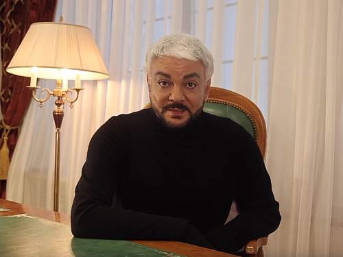 «Зашел не в ту дверь»: Киркоров извинился за участие в «голой» вечеринке Ивлеевой (ВИДЕО)