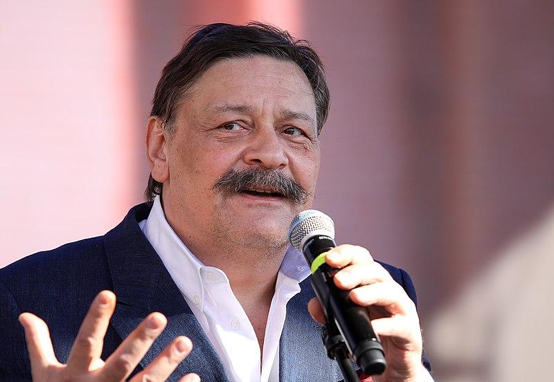 Дмитрий Назаров назвал "чушпанами" публично извинившихся артистов за участие в вечеринке Ивлеевой