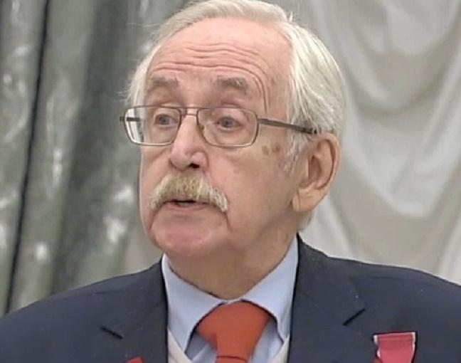 Ливанов отреагировал на слова Михалкова, что фильмы Рязанова – это не кино