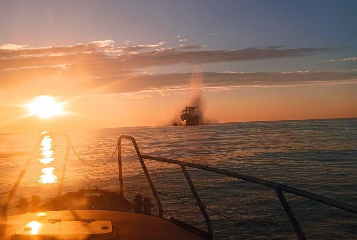 В Черном море подорвался на мине балкер под флагом Панамы В Черном море подорвался на мине балкер под флагом Панамы