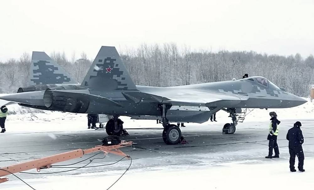 Рост производства Су-57 позволит оснастить ими действующие в зоне СВО авиачасти ВКС