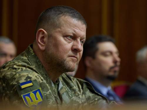 В Ради Украины высмеяли молодую помощницу Залужного на совместных фото (ФОТО) В Ради Украины высмеяли молодую помощницу Залужного на совместных фото (ФОТО)