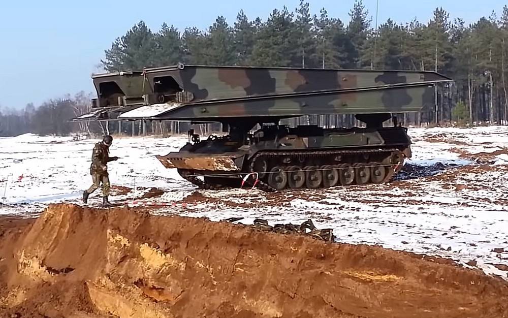 Финляндия вместо передачи танков Leopard 2A4 Украине сделала из них мостоукладчики