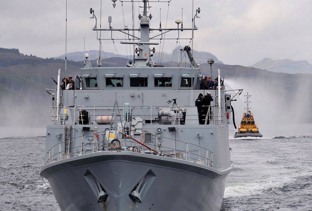 На Западе критикуют Турцию за ее отказ пропустить военные корабли в Черное море На Западе критикуют Турцию за ее отказ пропустить военные корабли в Черное море