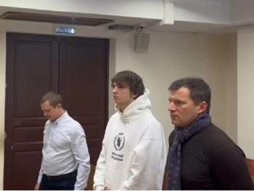 Арестованному рэперу «в носке» Vacio вручили повестку в военкомат Арестованному рэперу «в носке» Vacio вручили повестку в военкомат