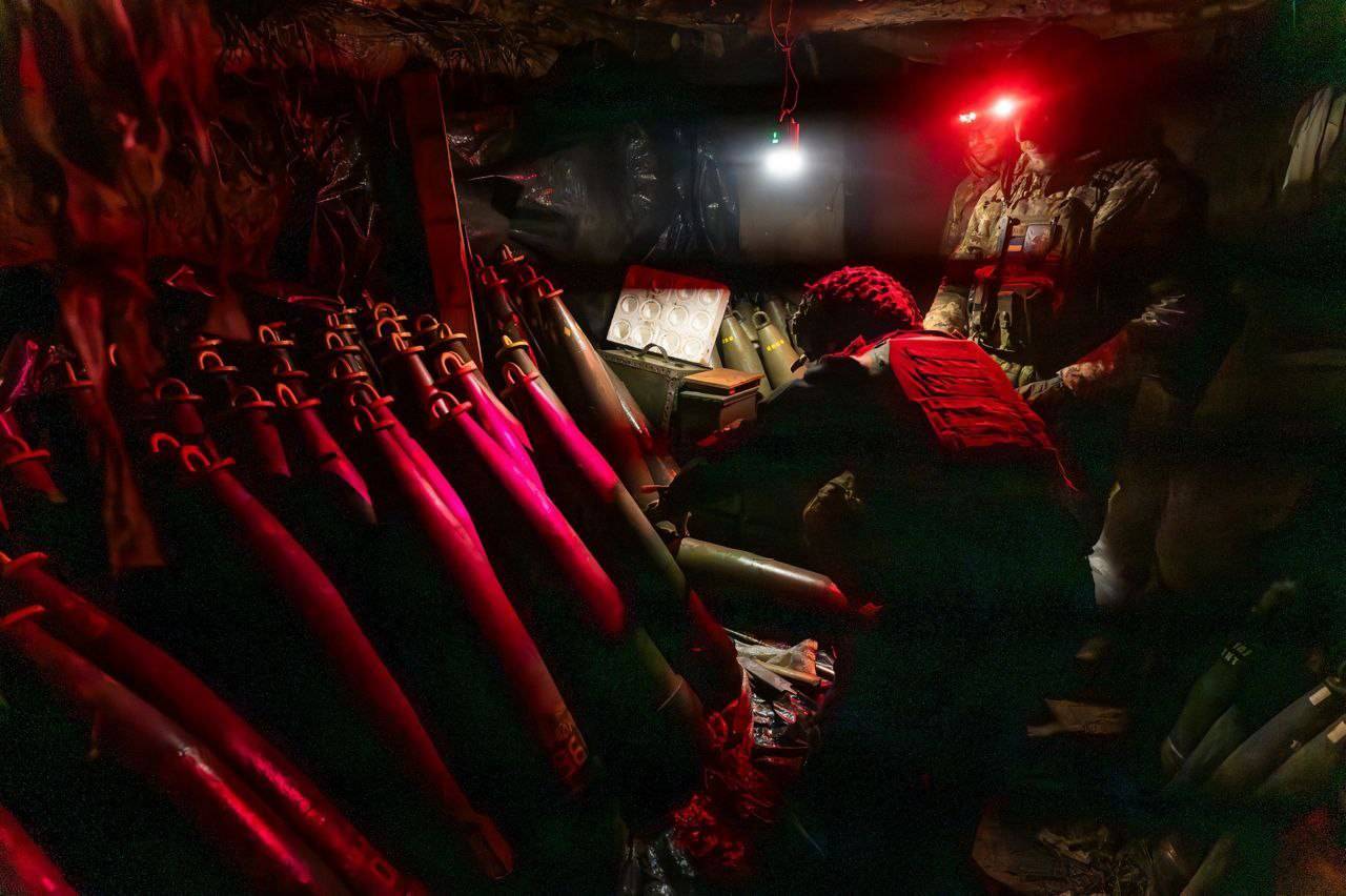 На Украине военкомы по ночам выламывают двери в домах сельских жителей На Украине военкомы по ночам выламывают двери в домах сельских жителей