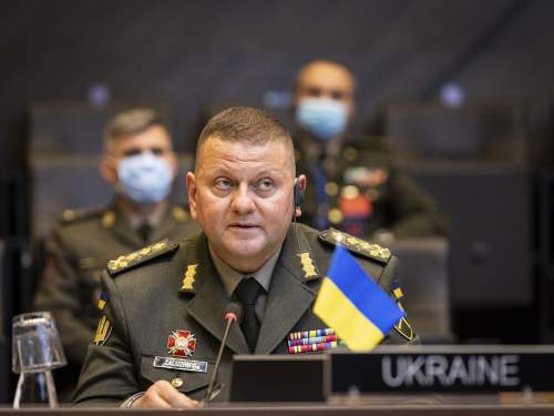 WSJ: США запретили Залужному проводить операцию в Крыму еще в 2022 году WSJ: США запретили Залужному проводить операцию в Крыму еще в 2022 году