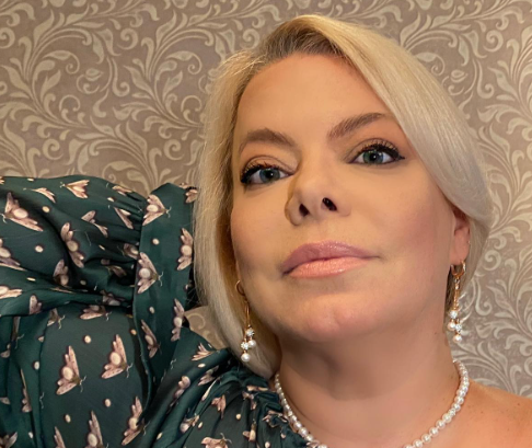Яна Поплавская раскритиковала некоторых коллег за фривольное поведение и звездную болезнь