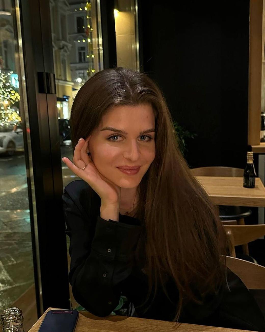 Тина Канделаки трогательно поздравила дочь с днем рождения и опубликовала редкое фото