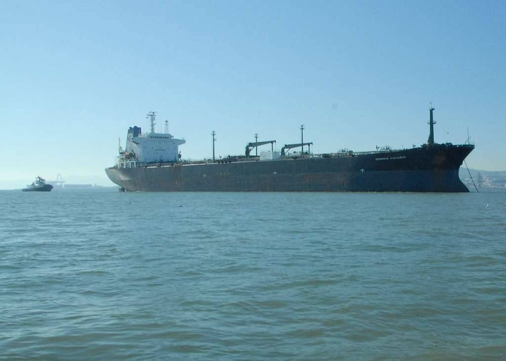 Удары Запада по йеменским хуситам увеличивают цену на доставку нефти и останавливают производство в Европе