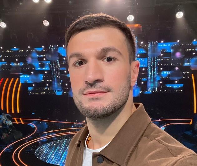 Участник «Голоса» Квитатиани признался, почему отказался выступать в «Ледниковом периоде» с Медведевой