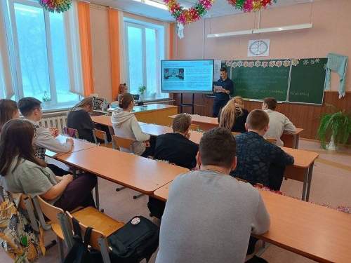 В школах Белоруссии начнут учить переводить допросы англоговорящих пленных В школах Белоруссии начнут учить переводить допросы англоговорящих пленных