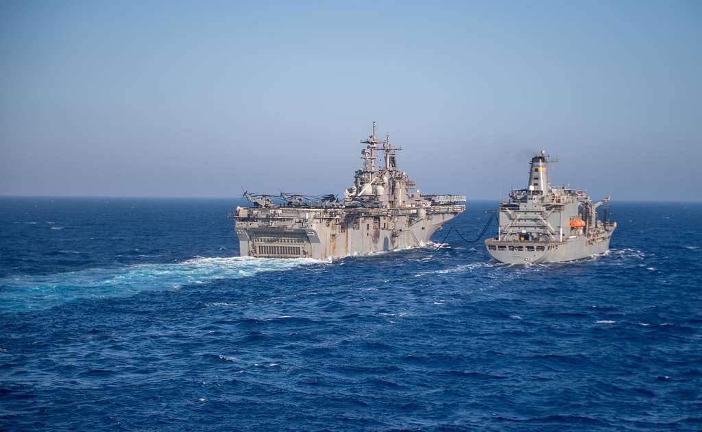 Хуситы минируют Красное море и береговую линию, ожидая высадки десанта НАТО