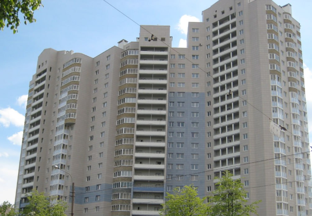 КП: Иноагенты Макаревич, Белый, Земфира и другие решили избавиться от российского жилья