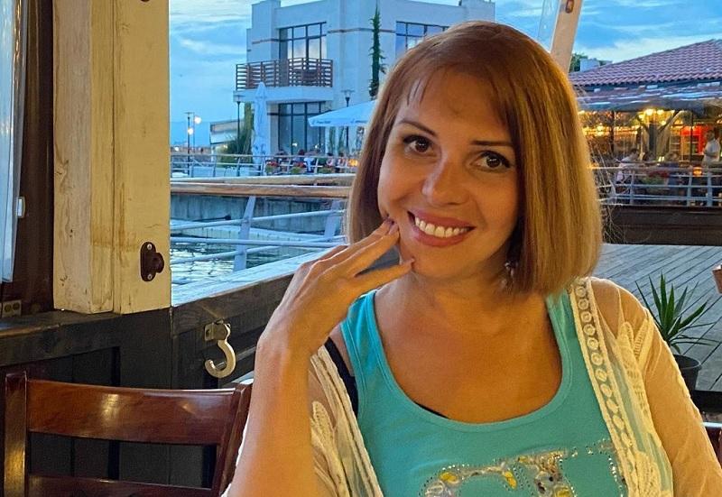 Певица Штурм рассказала о разногласиях с умершей матерью Певица Штурм рассказала о разногласиях с умершей матерью