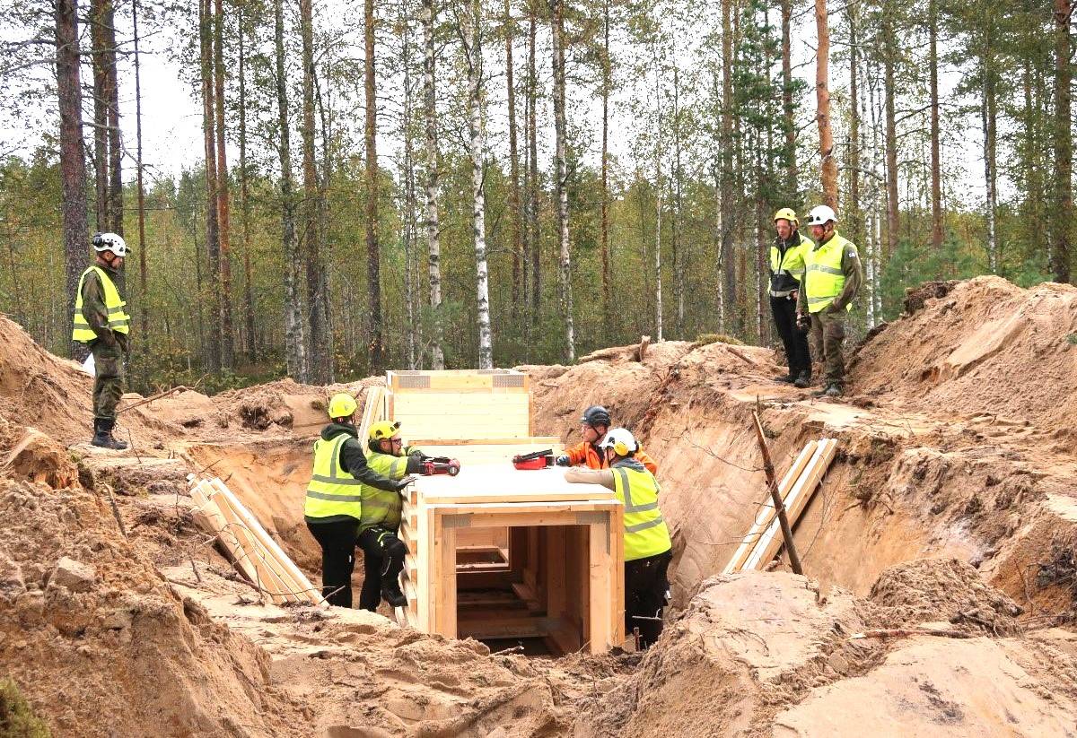 Uusi Suomi: Эстония укрепит и заминирует границу с РФ