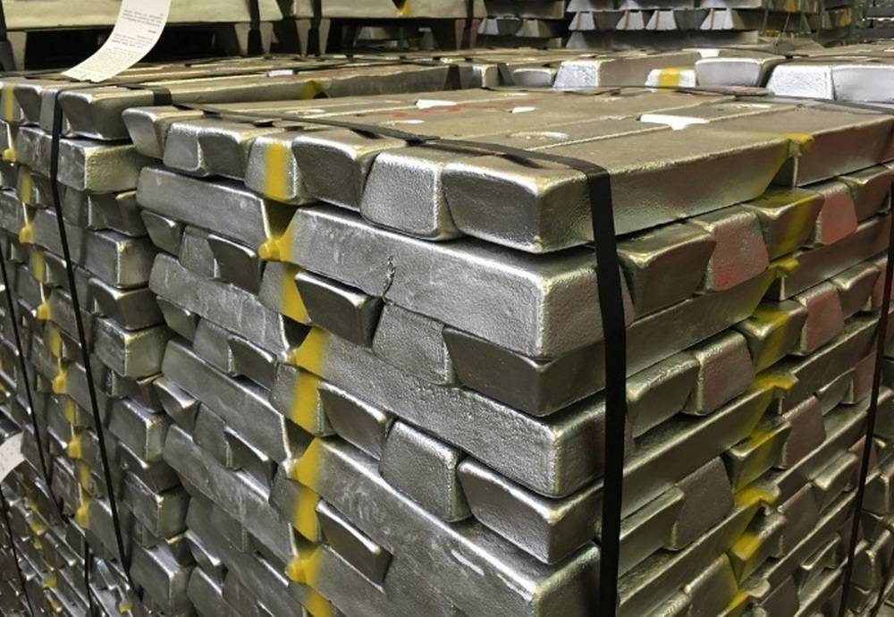 Польша и Прибалтика призвали запретить импорт российского СПГ и алюминия Польша и Прибалтика призвали запретить импорт российского СПГ и алюминия