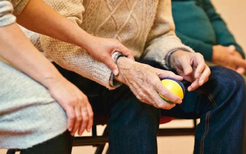 101-летняя американка не стала скрывать, что дожила до преклонного возраста с помощью спиртного