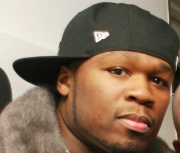 Рэпер 50 Cent сумел поразить поклонников своей худобой, подчеркнув фигуру
