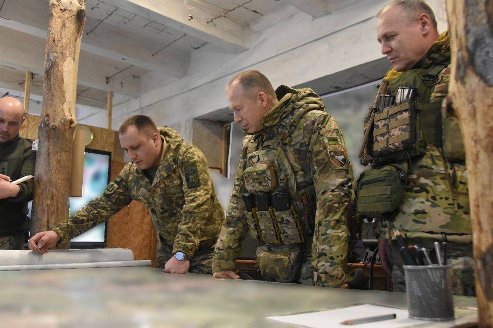 Командующий СВ ВСУ: Обстановка на фронте остается сложной, противник наступает на ряде направлений