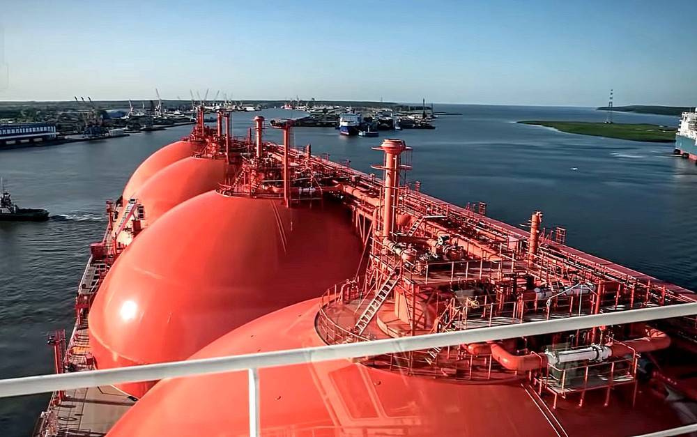 СПГ и трубопроводного газа не будет, кто-то хочет поставить ФРГ на колени