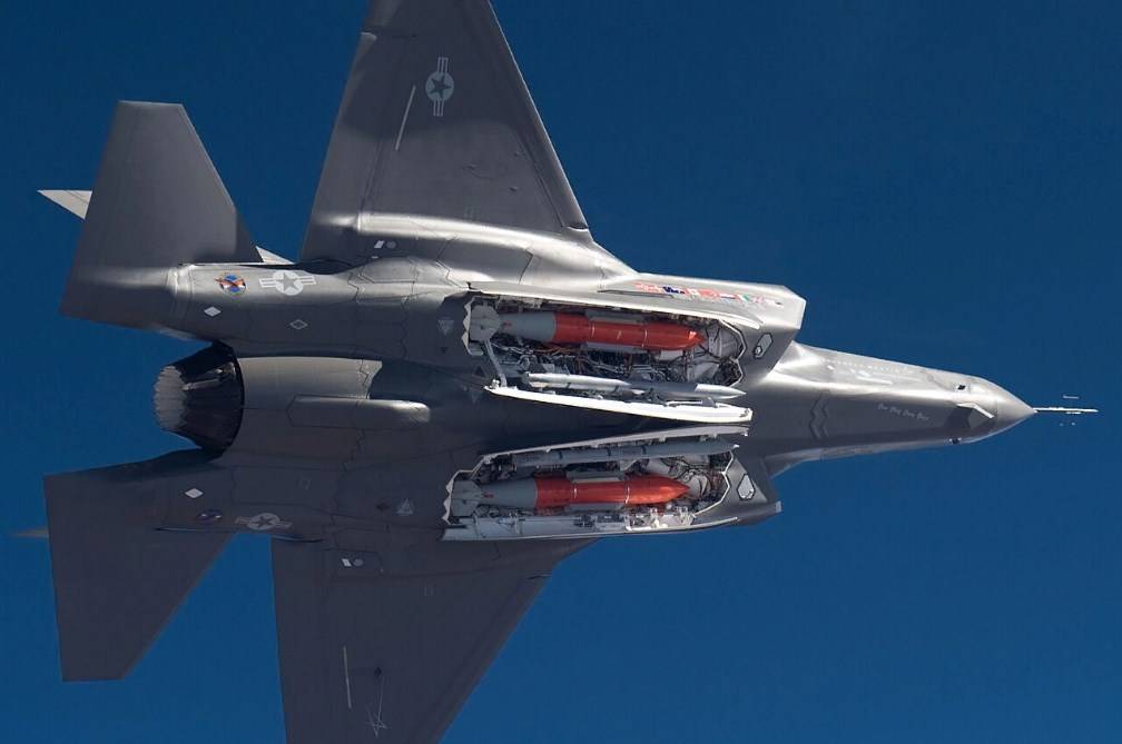 На Западе Польшу прочат в страны, где США могу разместить ядерное оружие На Западе Польшу прочат в страны, где США могу разместить ядерное оружие