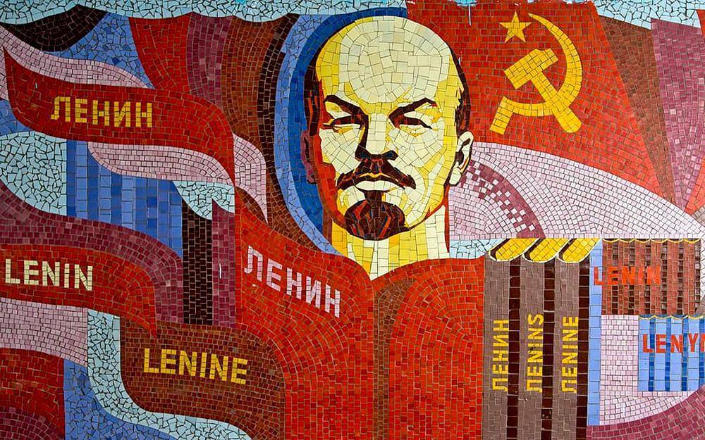 Назад в будущее: почему в России вырос запрос на всё «советское»? Назад в будущее: почему в России вырос запрос на всё «советское»?
