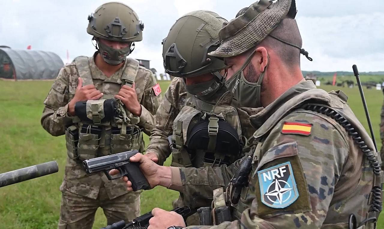 В НАТО активизировали процесс создания «военного шенгена» В НАТО активизировали процесс создания «военного шенгена»