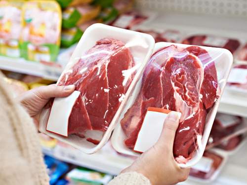 СМИ раскрыли, какие продукты могут сильно подорожать в России в 2024 году СМИ раскрыли, какие продукты могут сильно подорожать в России в 2024 году