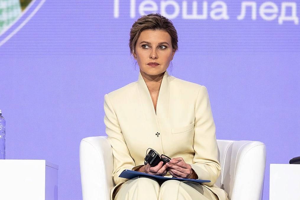 Елена Зеленская не согласна с мужем, что украинцев нужно выдворять из Европы на родину
