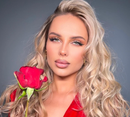 Ханна решила показать фигуру в нижнем белье после отказа от сладкого