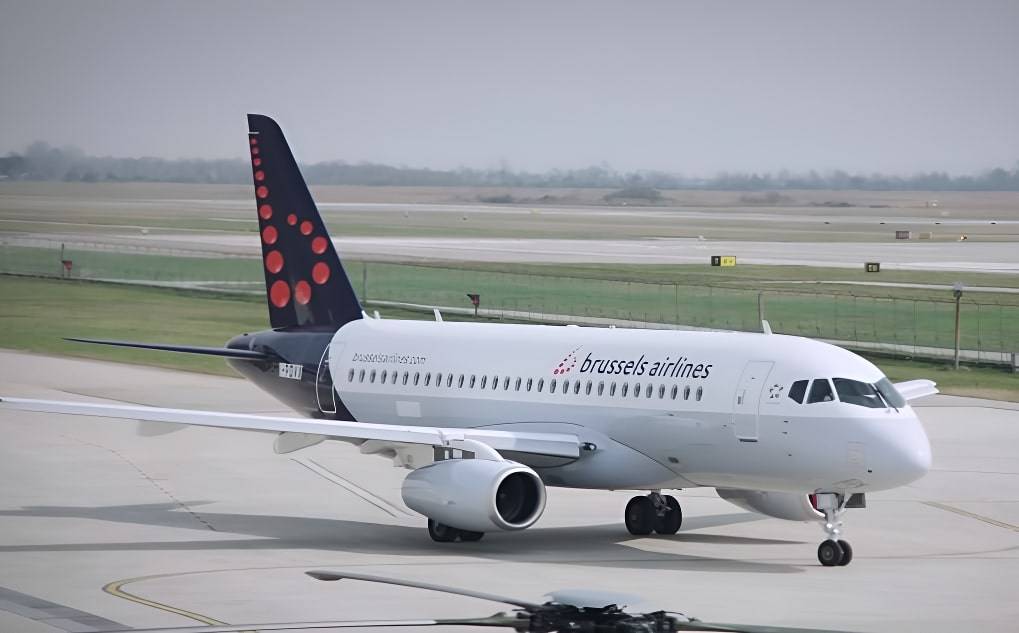 Польша обязала все гражданские самолеты летать с включенными транспондерами Польша обязала все гражданские самолеты летать с включенными транспондерами