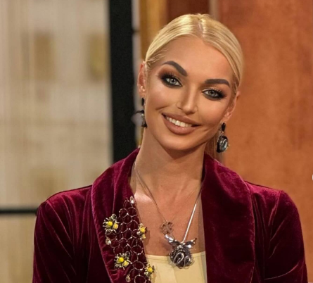 Анастасия Волочкова не стала скрывать и «поржала до слез» над хейтерами Анастасия Волочкова не стала скрывать и «поржала до слез» над хейтерами