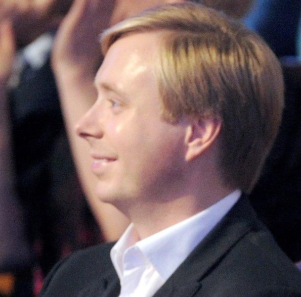 Александр Масляков-младший стал единственным владельцем КВН