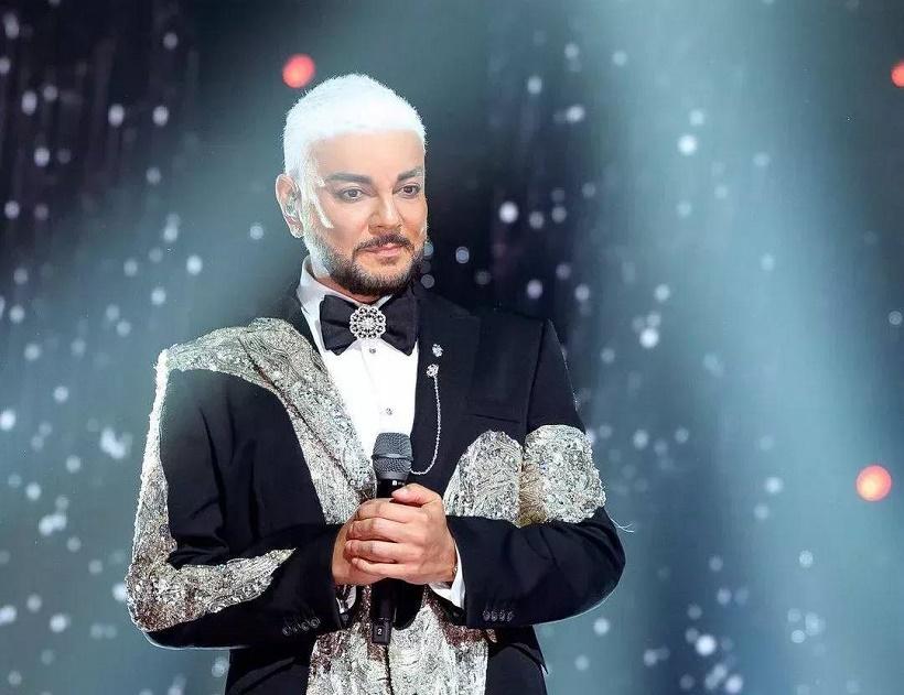 Пентхаус Киркорова на Арбате оборудовали цилиндрическим лифтом